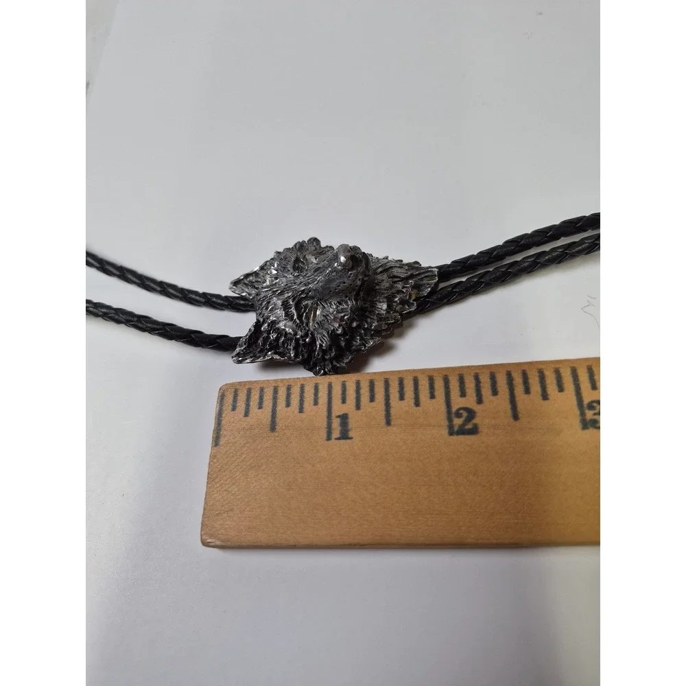 Western Express Wolf Head Bolo Tie Black Braided Cord Pewter Tone BT-375 USA